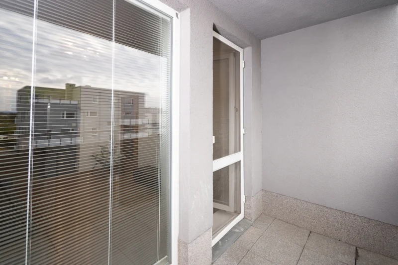 Pronájem slunného bytu 2+kk/G/B/S s výměrou  45m² - Praha - Uhříněves