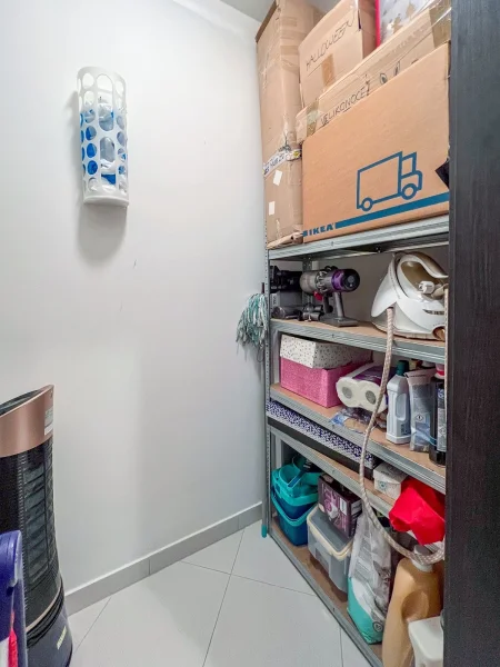 Pronájem bytu 2+kk, 57 m² - Praha - Vysočany