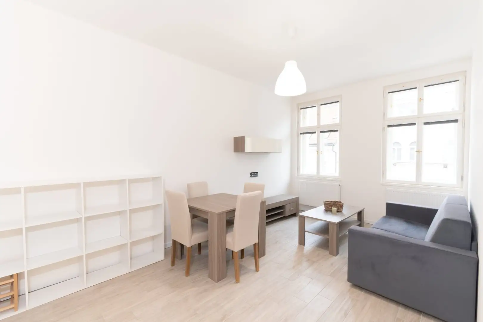 Pronájem bytu 2+kk 50 m², Praha - Nusle