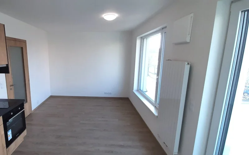 Pronájem moderního bytu 1+kk, 33 m2 + balkon,  Praha 7 - Holešovice