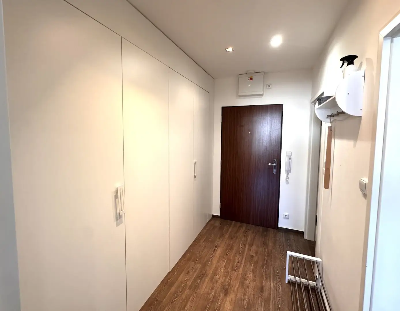 Pronájem bytu 2+kk/B/G, 54 m², novostavba, nezařízený, Praha - Střížkov