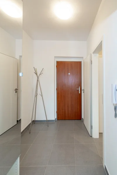 Pronájem bytu 1+kk, 34 m² - Praha - Smíchov