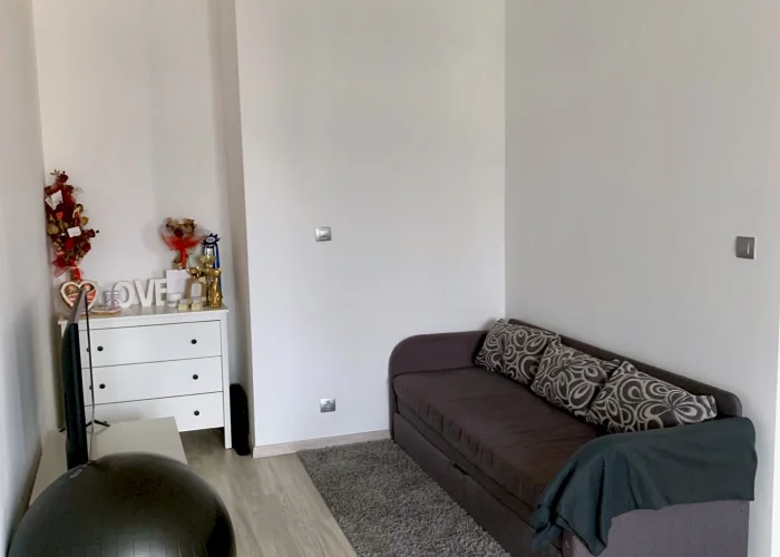 Pronájem Bytu 2+kk, 50m2, ulice Makedonská, Praha 9