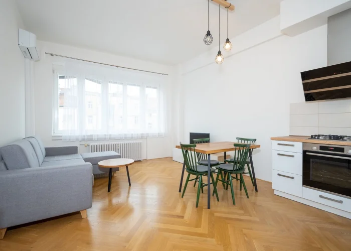 Pronájem bytu 2+kk, ulice Veverkova 1418/10, Praha - Holešovice