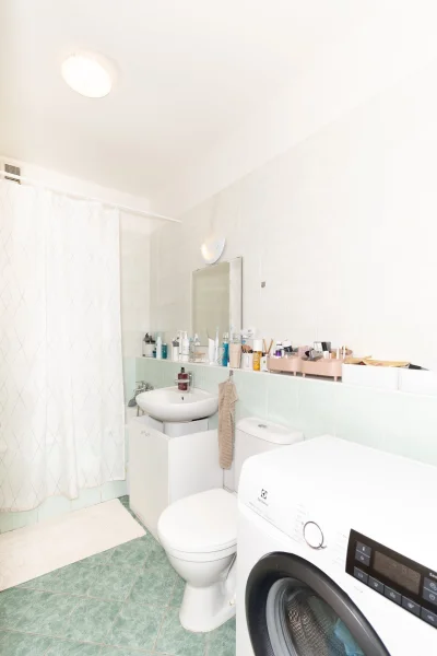 Pronájem bytu 2+kk, 48 m² - Praha - Vysočany