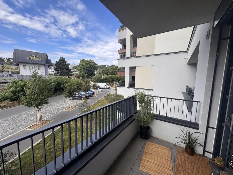 Pronájem bytu 2+kk/B, 41 m², nezařízený, Praha 4 - Nusle