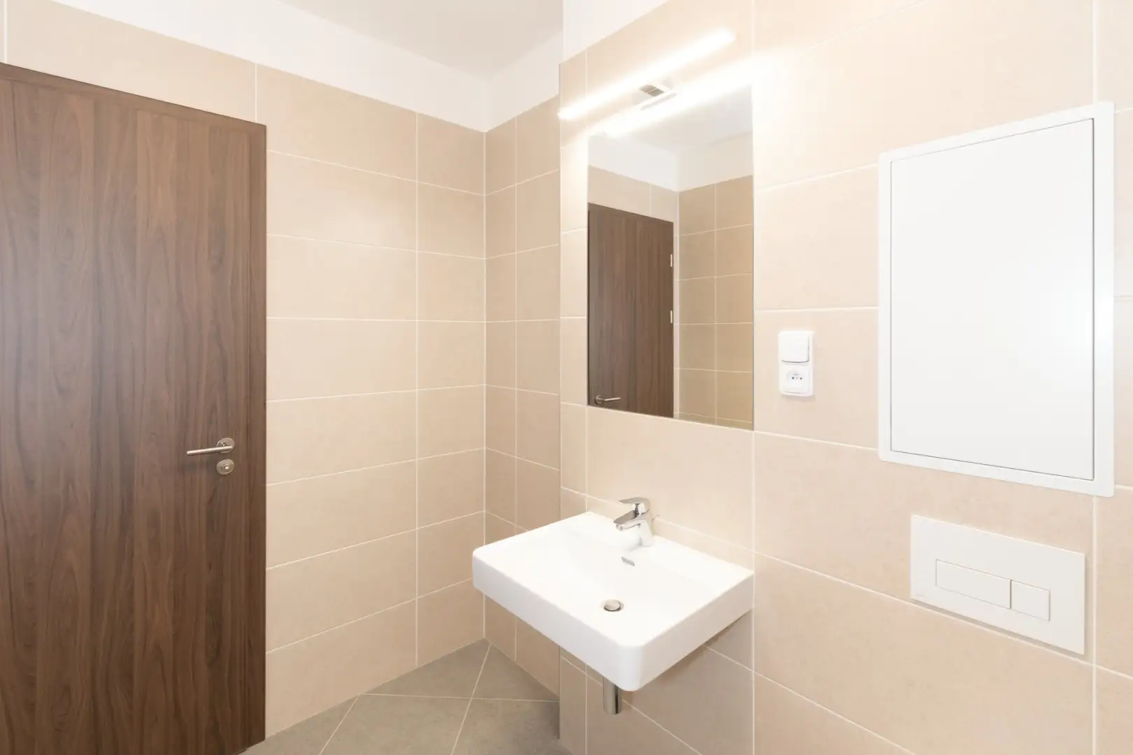 Pronájem bytu 1+kk 39 m², Kralupy nad Vltavou