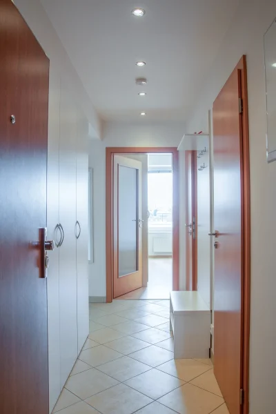 Pronájem bytu 2+kk, 54 m² - Praha - Hloubětín