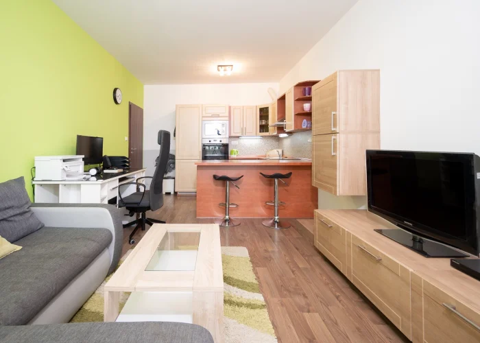Pronájem bytu 2+kk, 48 m² - Praha - Dolní Měcholupy