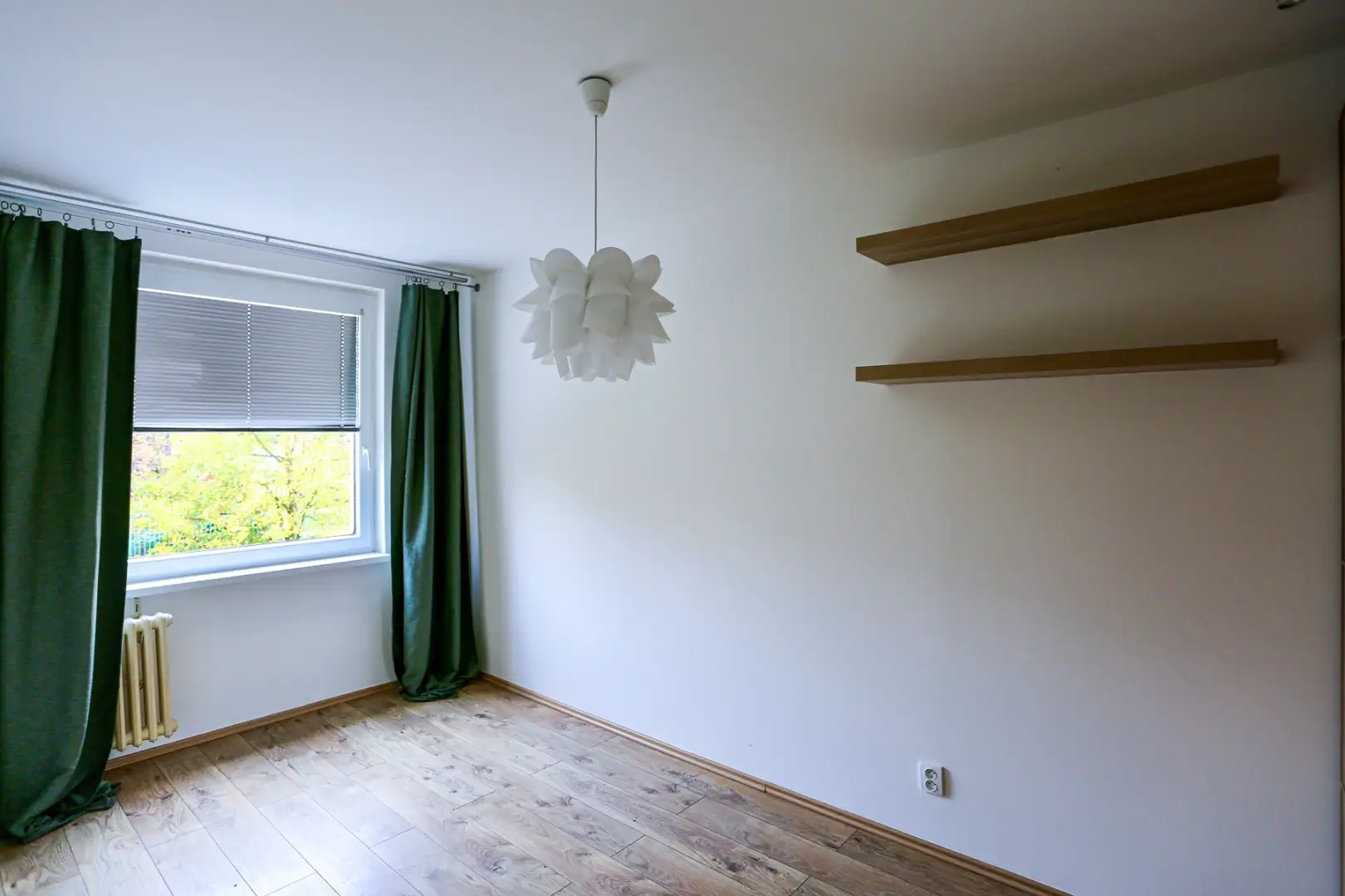 Pronájem bytu 2+kk 41m² - Praha - Modřany
