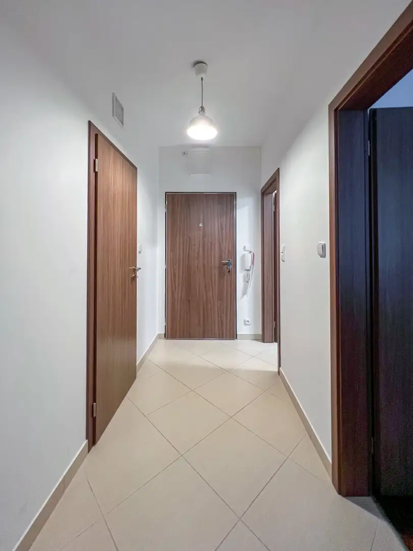 Nabízíme k pronájmu byt 2+kk, ulice Makedonská 618/9, Praha - Střížkov