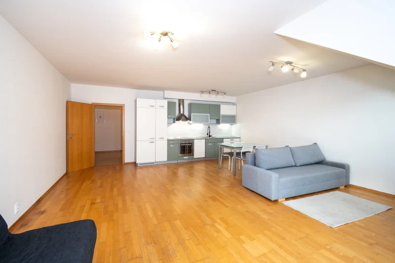 Pronájem bytu 3+kk, 84m², Na Neklance Praha