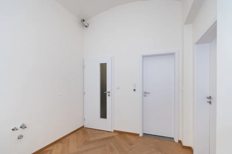 Pronájem bytu 1+1, 35 m² - Praha - Smíchov
