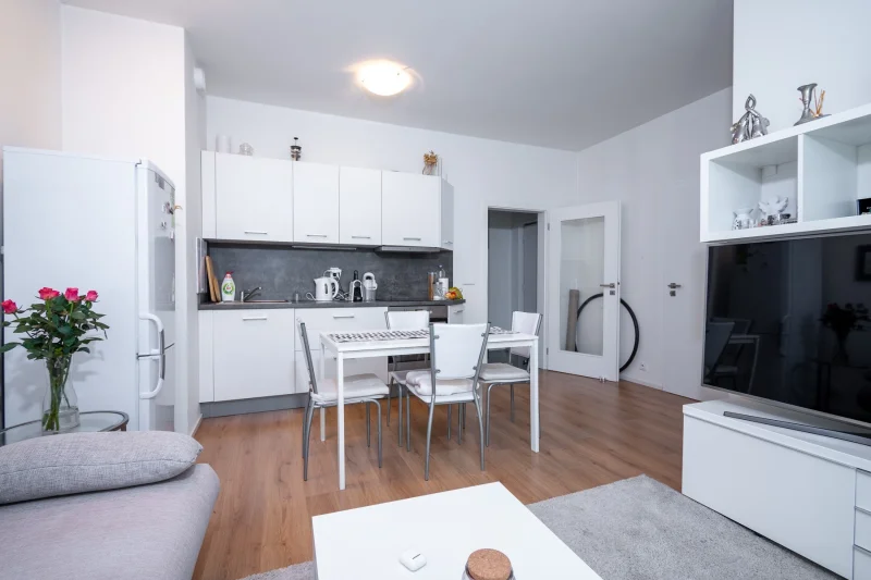 Pronájem bytu 2+kk, ulice Silurská 1225/4, Praha - Hlubočepy