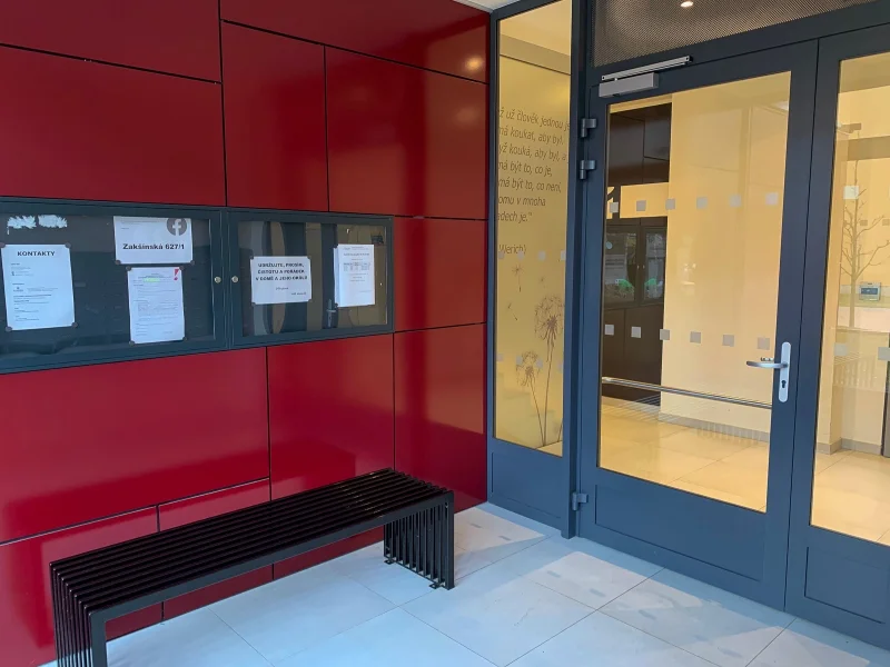 Pronájem bytu 2+kk/B, 53m² - Praha - Střížkov
