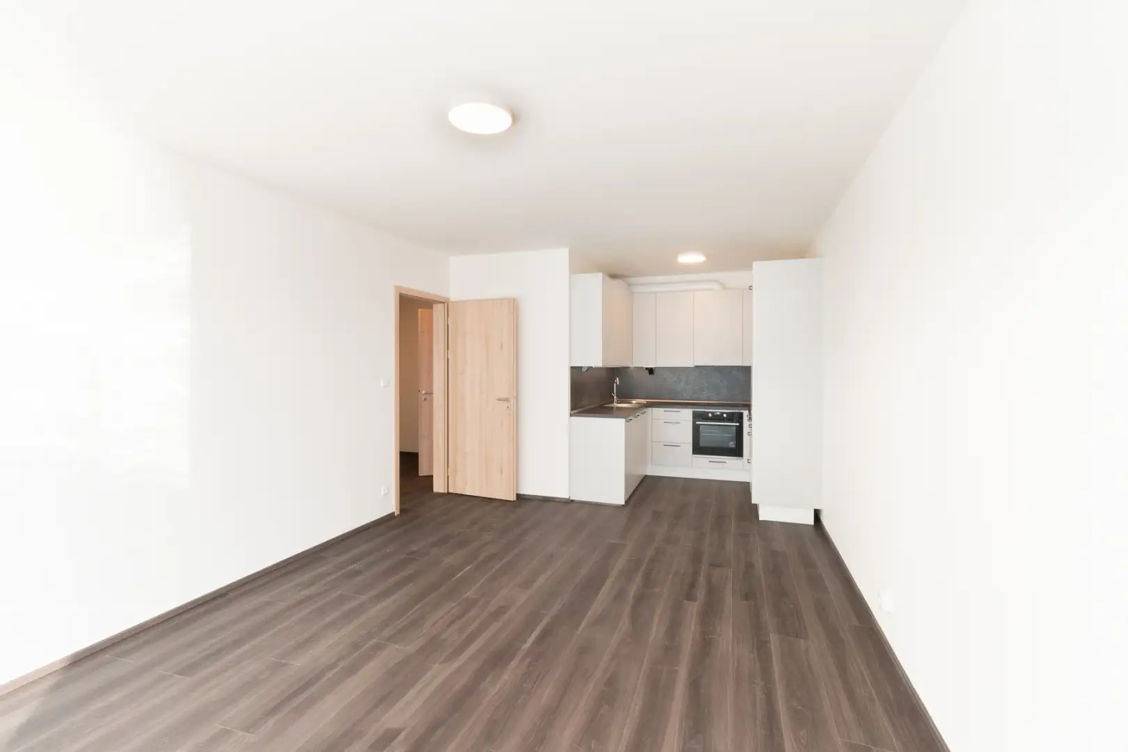 Pronájem bytu 2+kk, 56 m² - Praha - Prosek