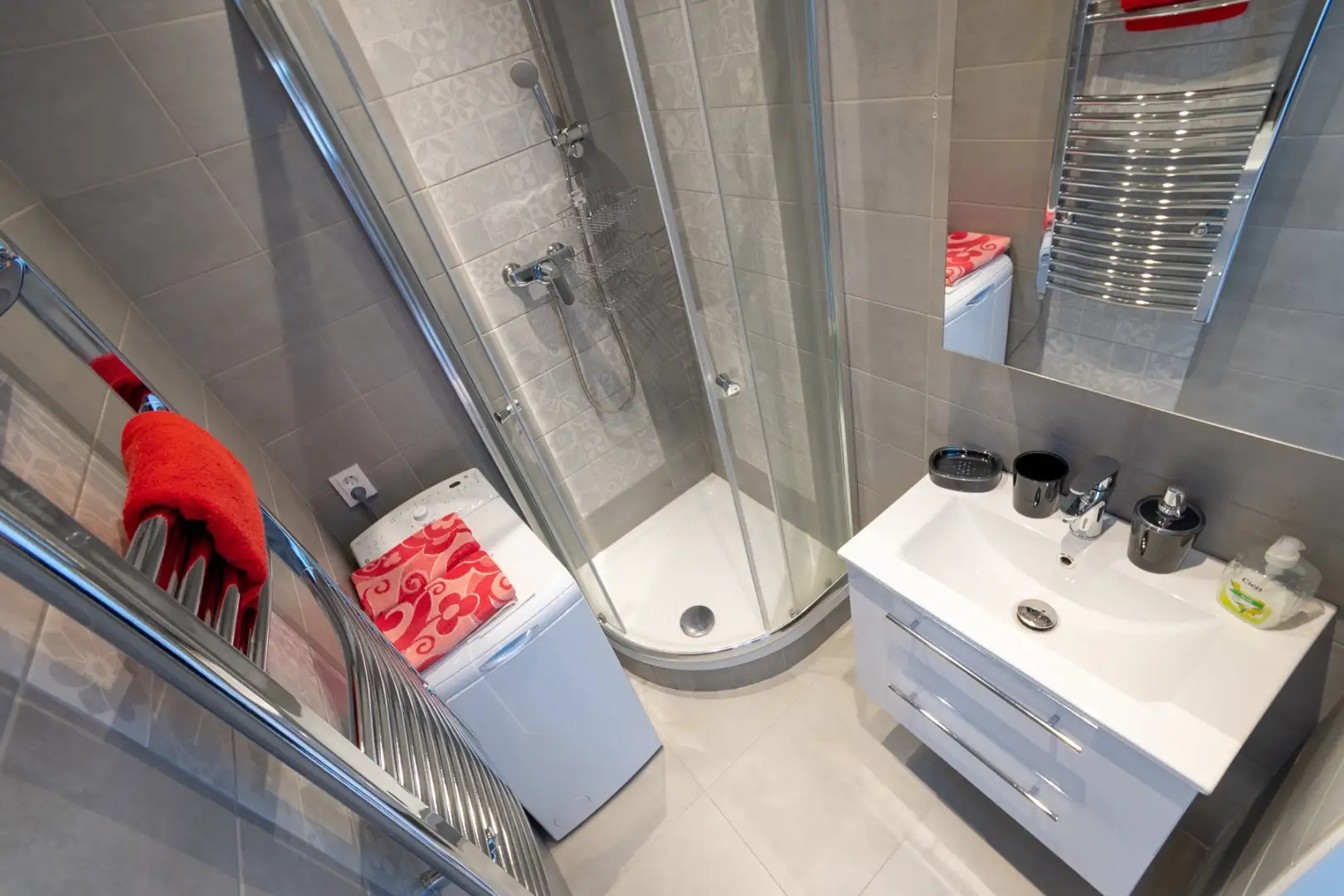 Pronájem bytu 2+kk 39m² - Praha - Hostivař