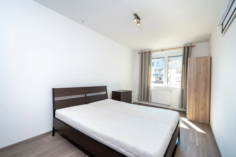 Pronájem bytu 2+kk, ulice Pod Harfou 995/23, Praha - Vysočany