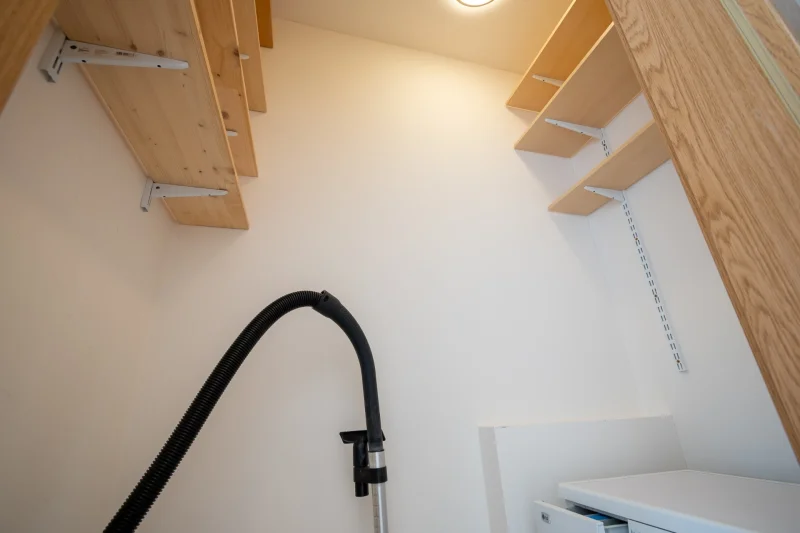 Pronájem slunného bytu 2+kk/G/B/S s výměrou  45m² - Praha - Uhříněves