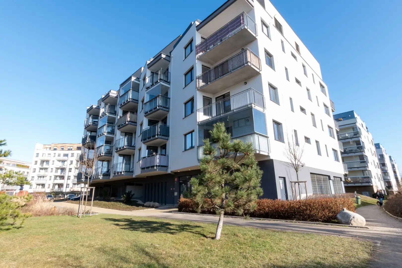 Pronájem bytu 2+kk/B/G o výměře 55m² - Praha - Střížkov