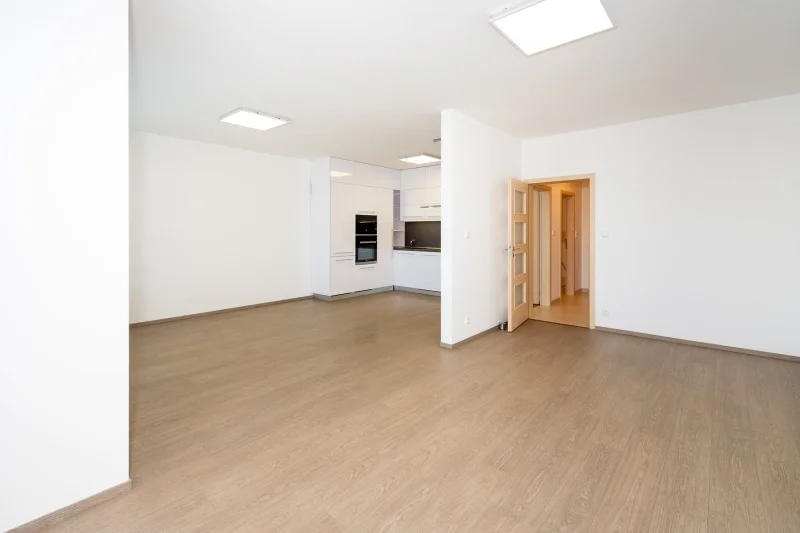 Pronájem byty 1+kk, 56 m² - Praha - Vysočany
