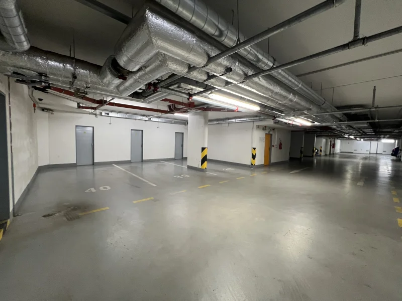 Pronájem garážové stání, 15 m² - Praha - Libeň