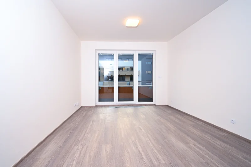 Pronájem bytu 1+kk 29m² - Praha - Třebonice