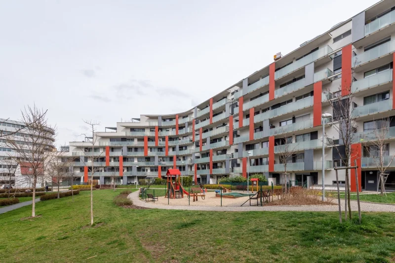 Pronájem bytu 1+kk, 43m2, ulice Vojenova 2481/9, Praha - Libeň