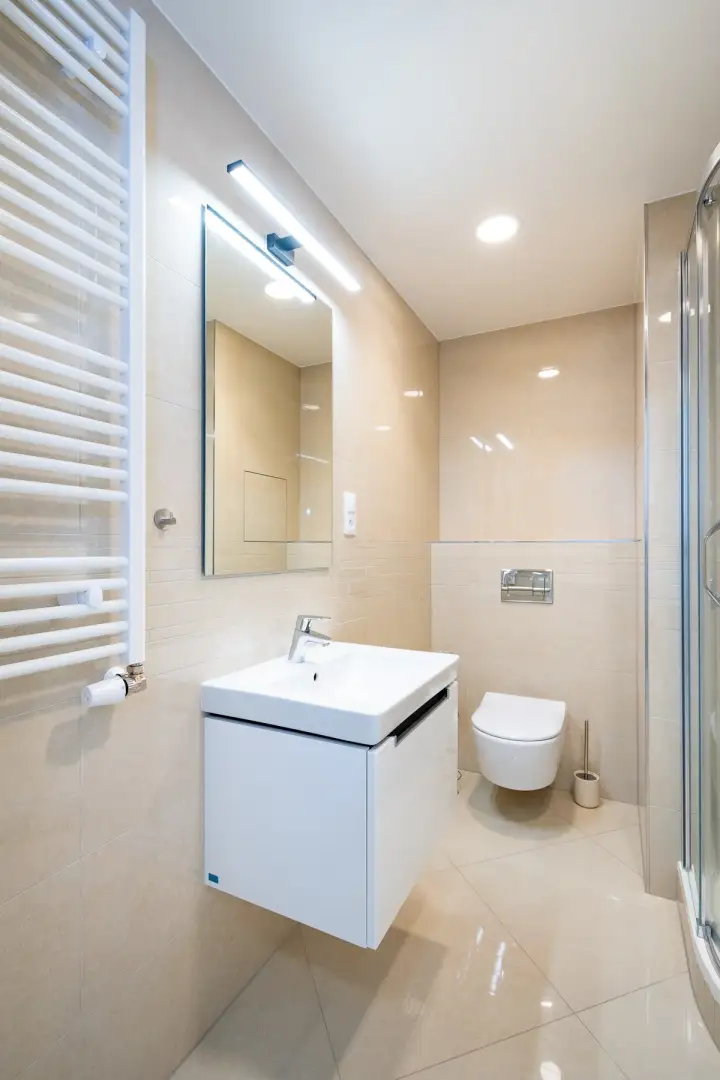 Pronájem byty 1+kk, 35 m² - Praha - Záběhlice