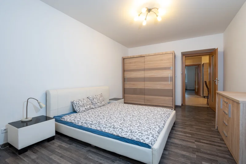Pronájem bytu 3+1, 80m² - Praha - Košíře