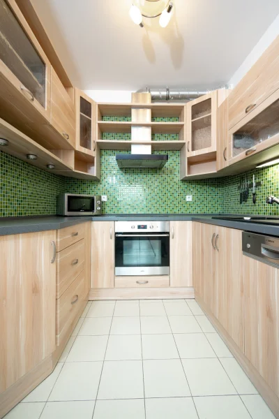 Pronájem slunného bytu 2+kk/G/B/S s výměrou  45m² - Praha - Uhříněves