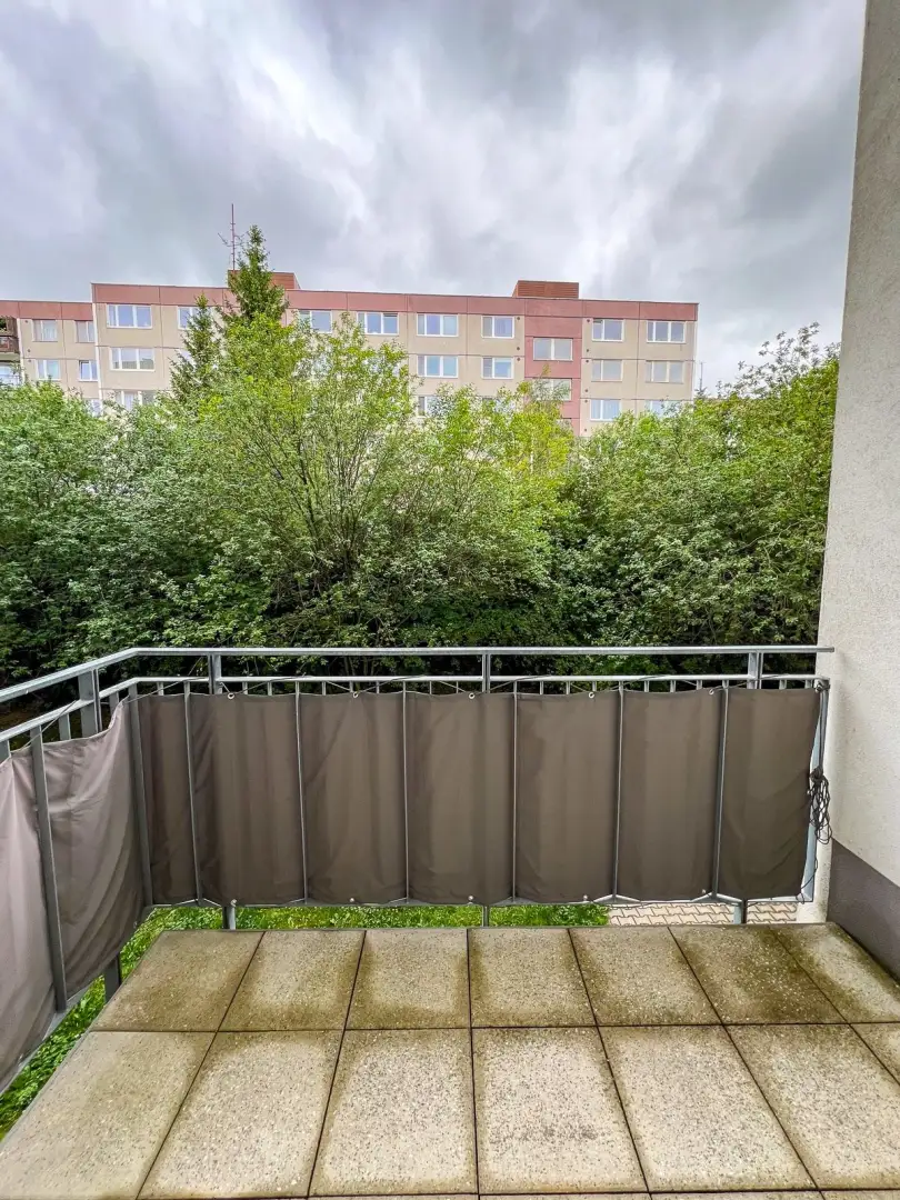 Pronájem byty 1+kk, 33 m² - Praha - Hlubočepy