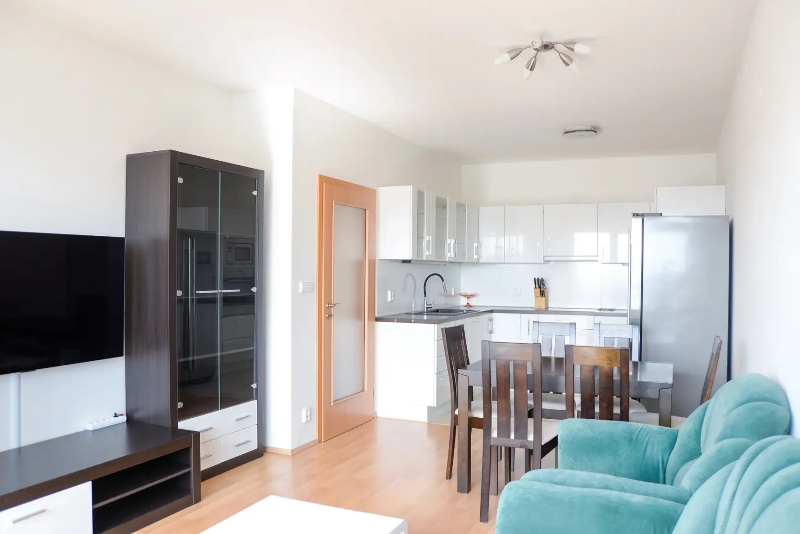 Pronájem bytu 2+kk, 54 m² - Praha - Hloubětín