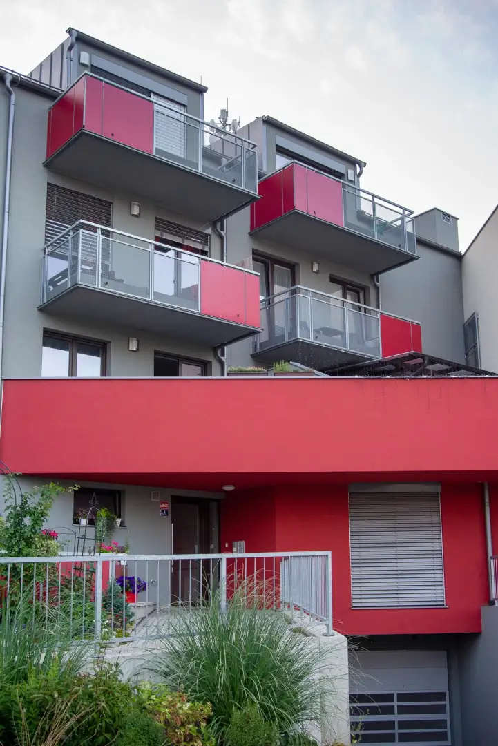 Pronájem bytu 1+kk,  35 m², terasa 7 m2, parkovací stání