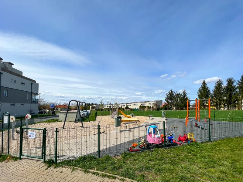 Podnájem bytu 2+kk, ulice Saturnova 1332/52, Praha - Uhříněves