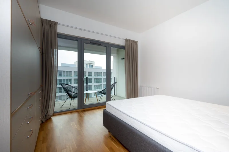Pronájem bytu 2+kk o výměře 64.4 m² s balkónem, Praha - Karlín