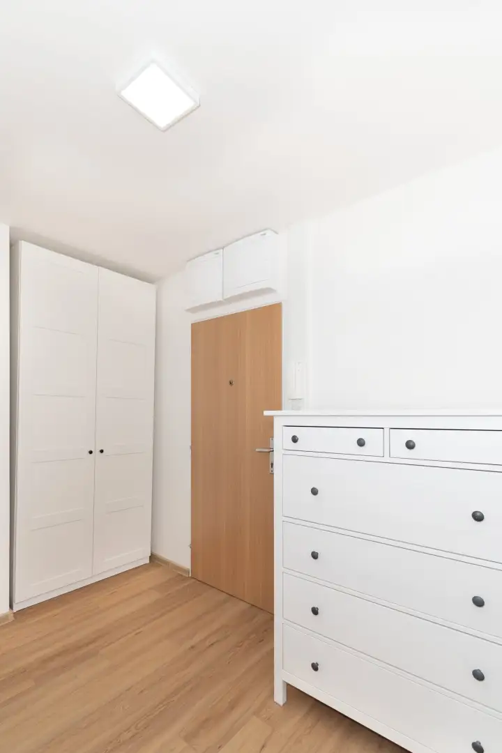Pronájem bytu 1+1/L, 38 m², Praha - Bohnice