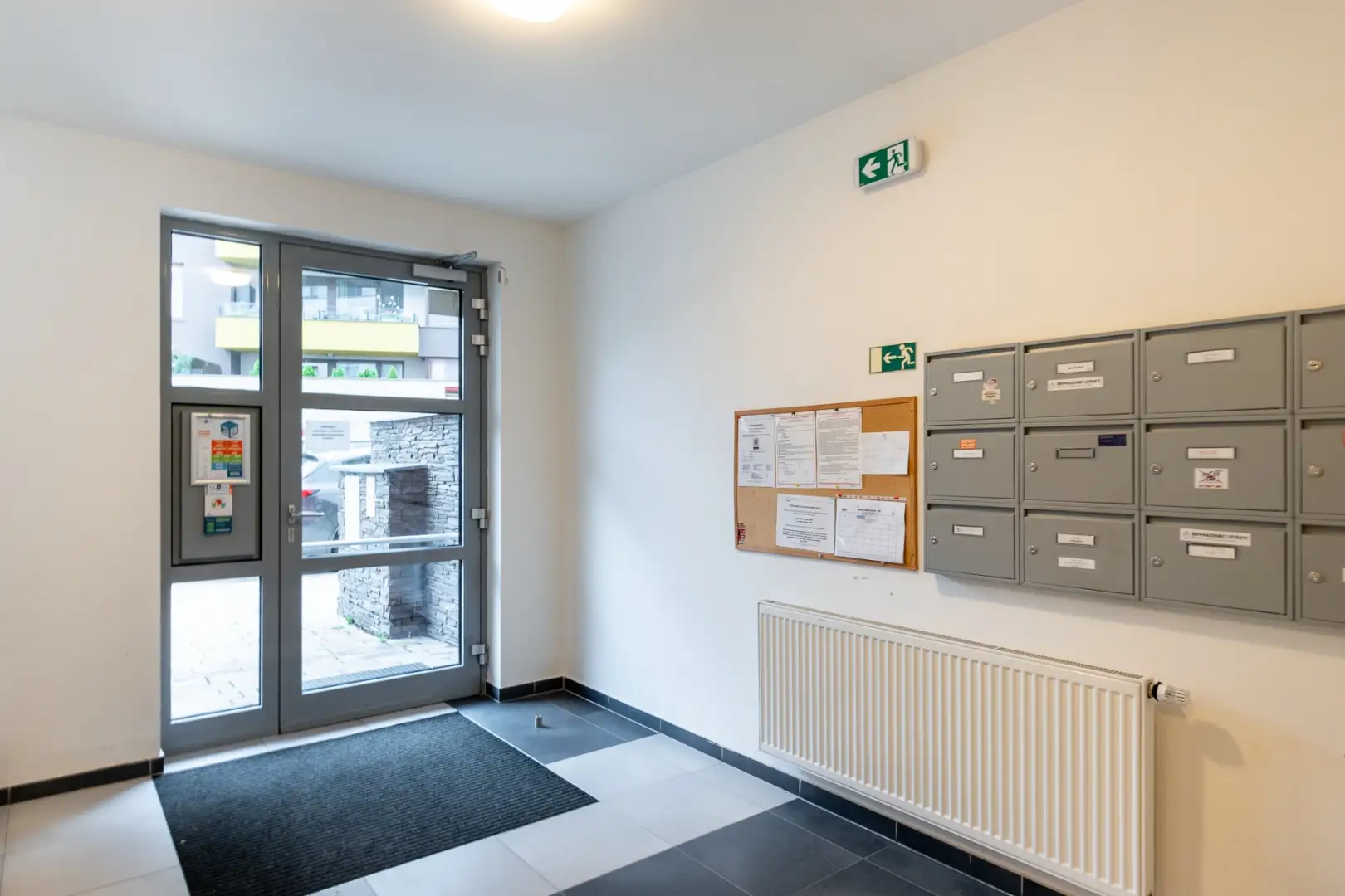 Pronájem bytu 1+kk, 34 m² - Praha - Smíchov