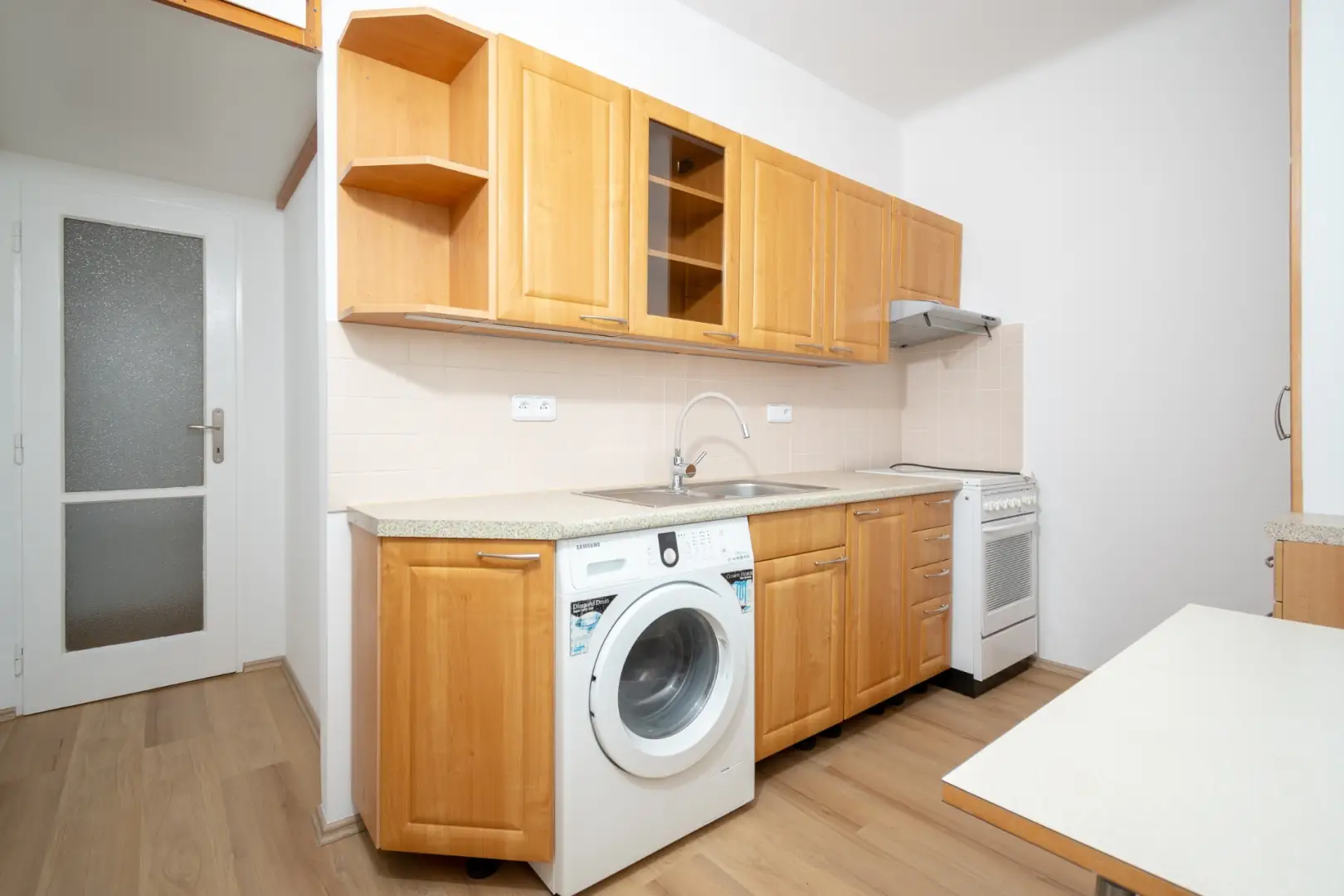 Pronájem bytu 2+1, 56m2, Praha - Vršovice