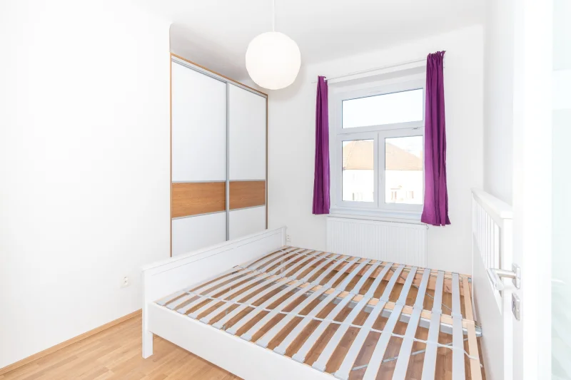 Pronájem bytu 2+kk, 39 m² - Praha - Vysočany