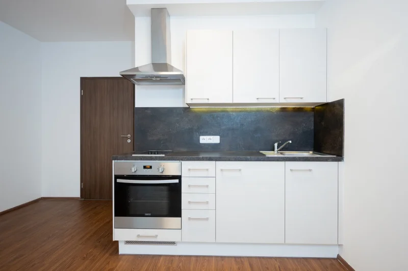 Pronájem bytu 1+kk/B o výměře 32 m2 Praha Střížkov