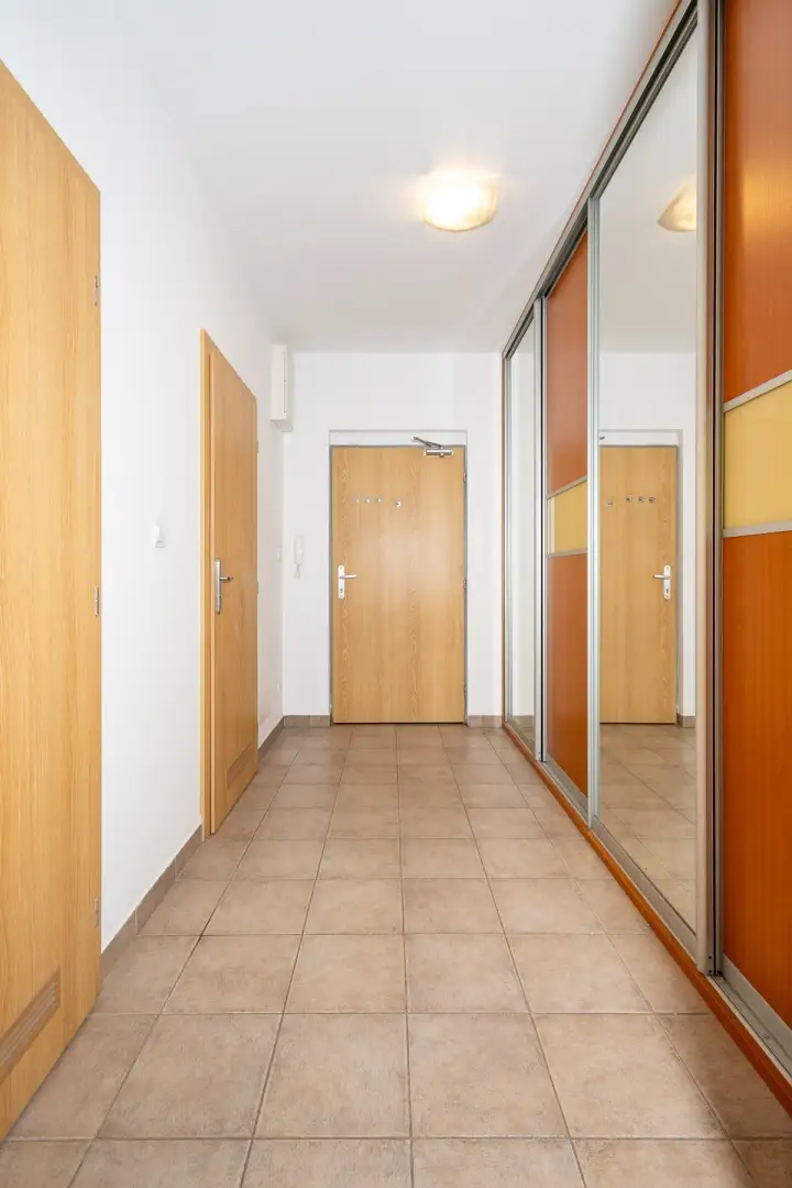 Pronájem byty 1+kk, 44 m² - Praha - Krč
