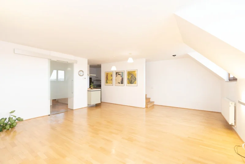 Pronájem mezonetového bytu 2+kk, 103m², zařízený, Pod Vilami, Praha 4 - Nusle