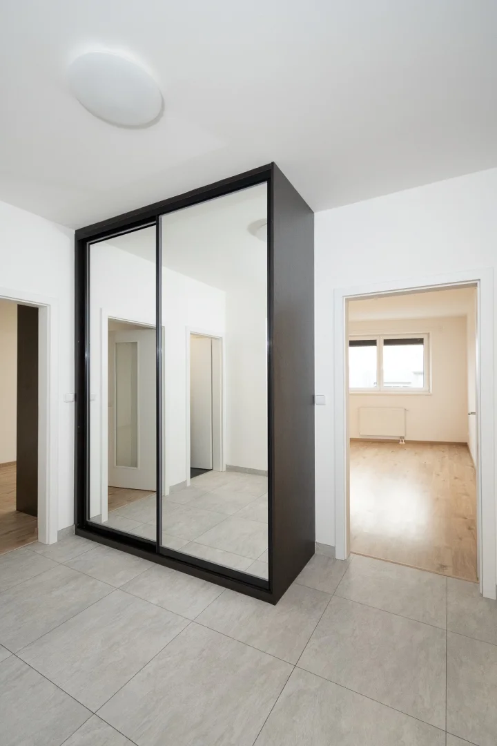 Pronájem byty 3+kk, 88 m² - Praha - Dolní Počernice