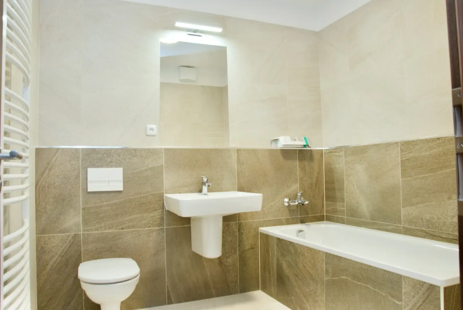 Pronájem bytu 2+kk/T/G o výměře 59m² - Praha 5 Stodůlky Britská čtvrť