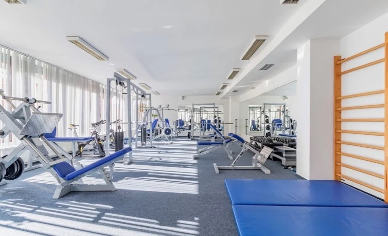 Pronájem světlého bytu 3+kk/G/L s výměrou 95 m², Praha 8