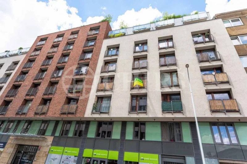 Pronájem bytu 2+kk  o výměře 55 m²  - Praha - Holešovice