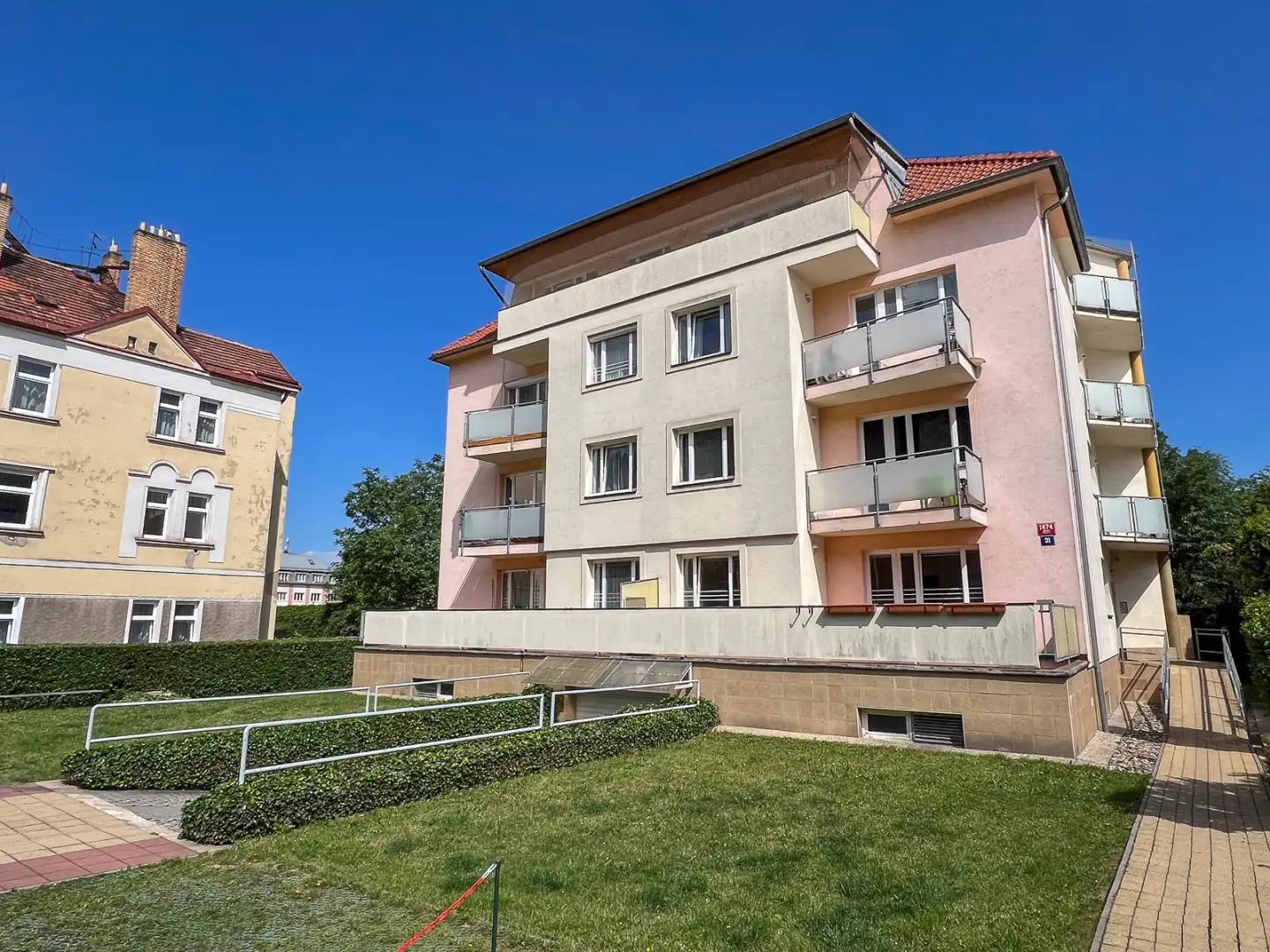 Pronájem bytu 2+1, 57 m², ulice Pod Stárkou, Praha - Michle
