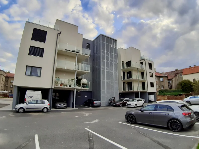 Pronájem bytu 2+kk/T/P o výměře  86m² - Rakovník II