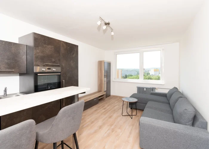 Pronájem bytu 2+kk, 41 m² - Praha - Modřany